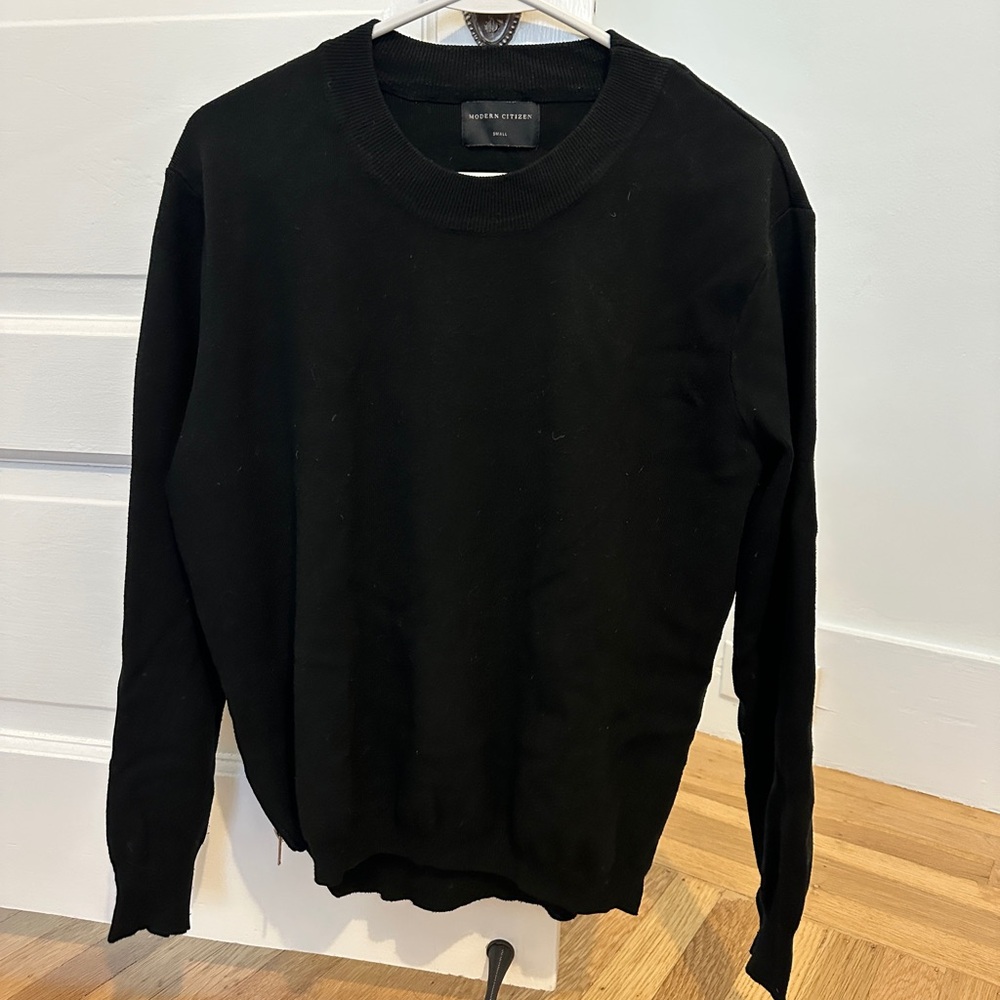 Modern Citizen Black Side Zip Sweater sz Small
